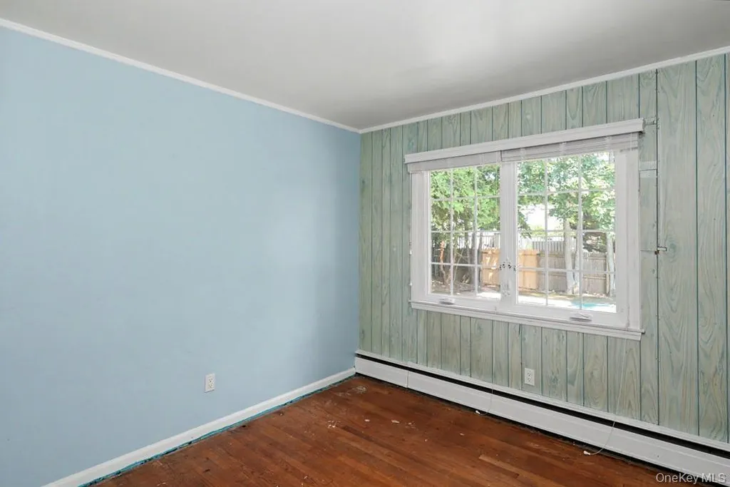 305 Nielson Street Dix Hills NY 11746