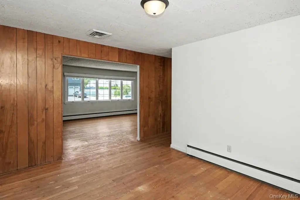 305 Nielson Street Dix Hills NY 11746