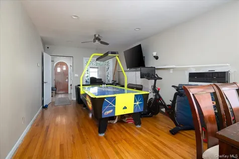 1036 California Place N Island Park NY 11558