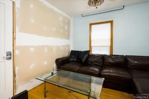 1036 California Place N Island Park NY 11558