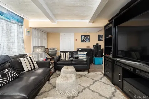 1036 California Place N Island Park NY 11558