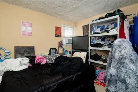 1036 California Place N Island Park NY 11558