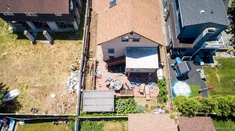 1036 California Place N Island Park NY 11558