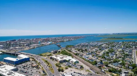1036 California Place N Island Park NY 11558