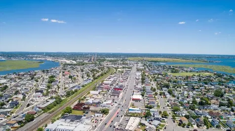 1036 California Place N Island Park NY 11558