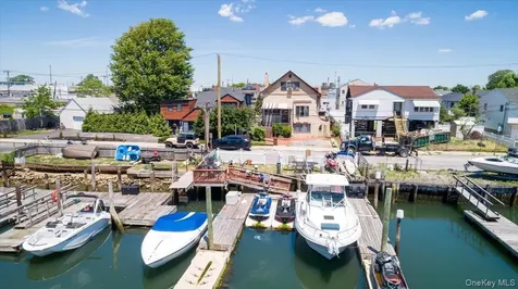 1036 California Place N Island Park NY 11558
