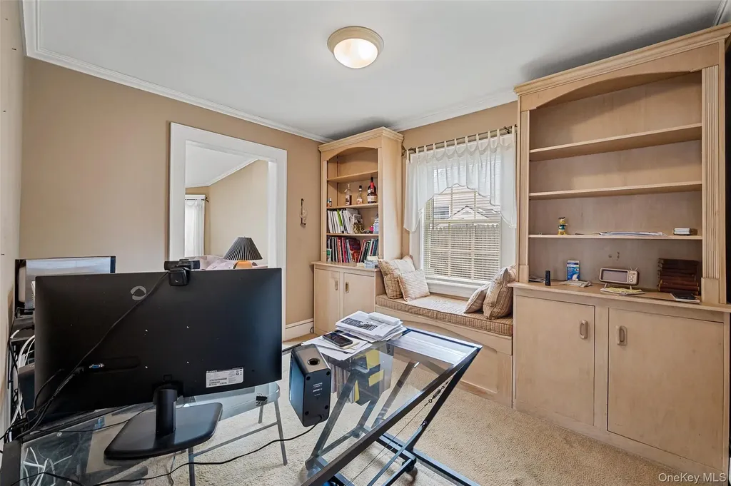 612 Hughes Street Bellmore NY 11710