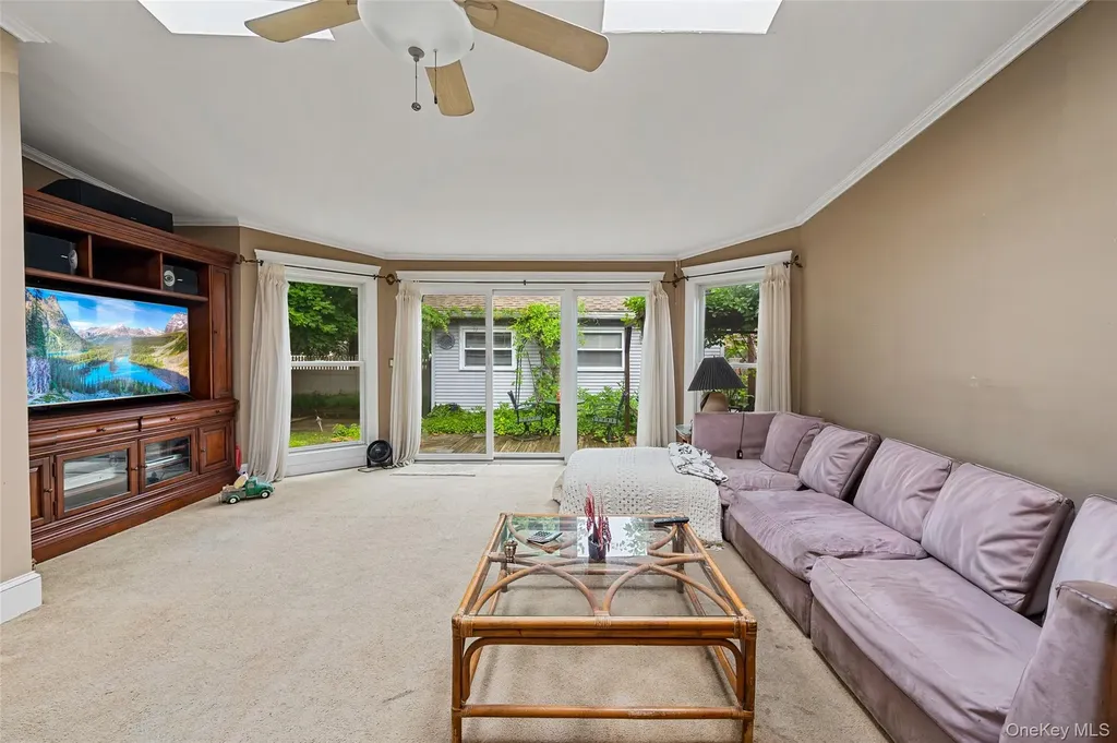 612 Hughes Street Bellmore NY 11710