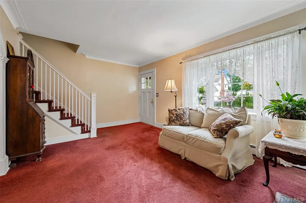 612 Hughes Street Bellmore NY 11710