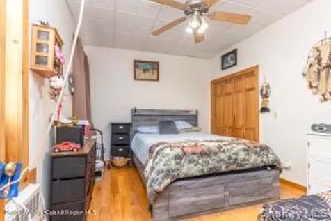 141 Ulster Avenue Saugerties NY 12477