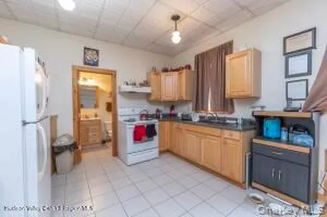 141 Ulster Avenue Saugerties NY 12477