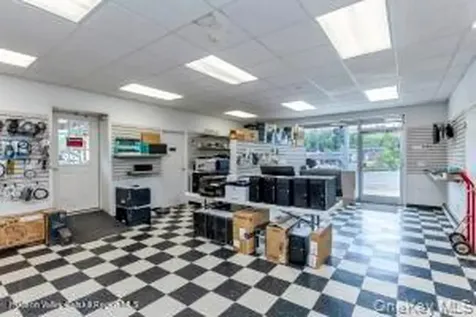 141 Ulster Avenue Saugerties NY 12477