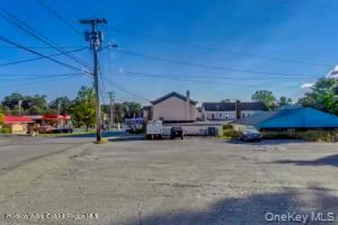 141 Ulster Avenue Saugerties NY 12477