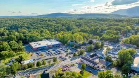 141 Ulster Avenue Saugerties NY 12477