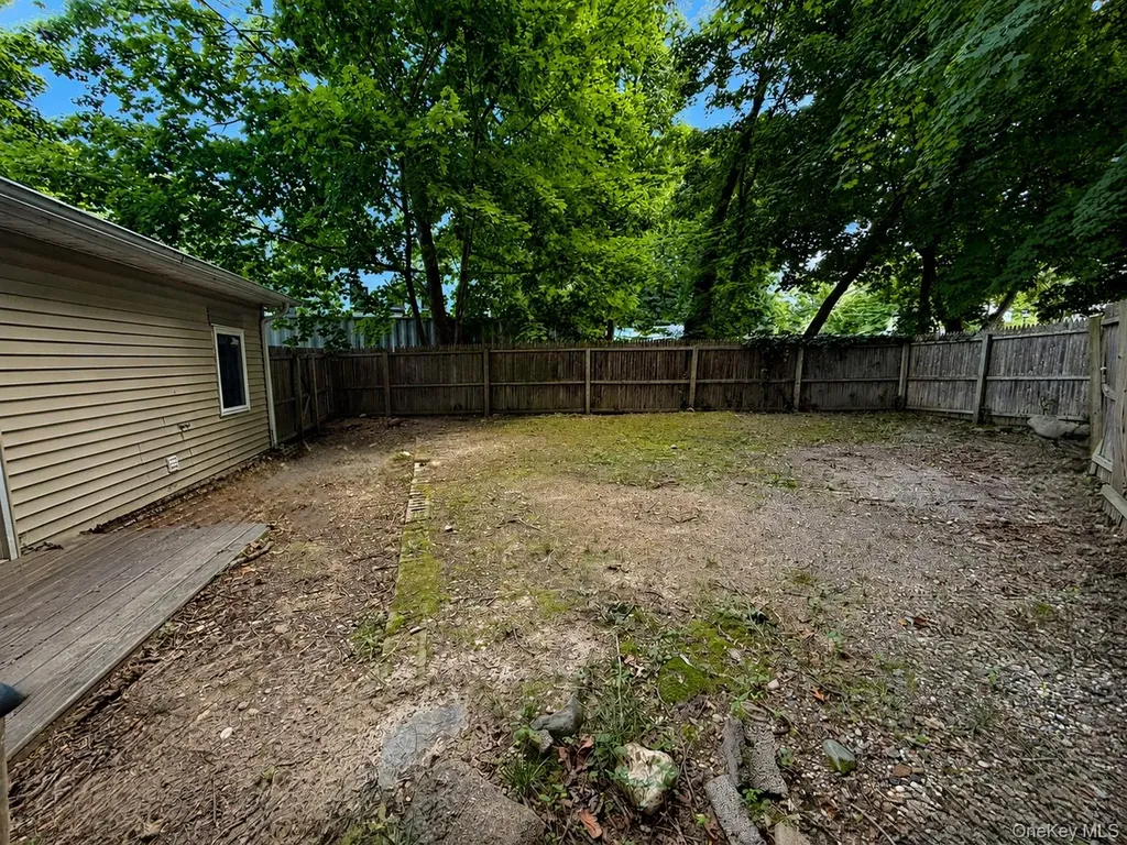 93 Lynbrook Drive Sound Beach NY 11789