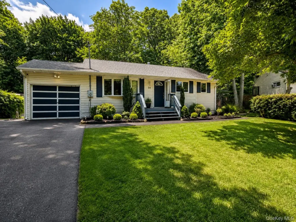 54 Capt Shankey Drive Garnerville NY 10923