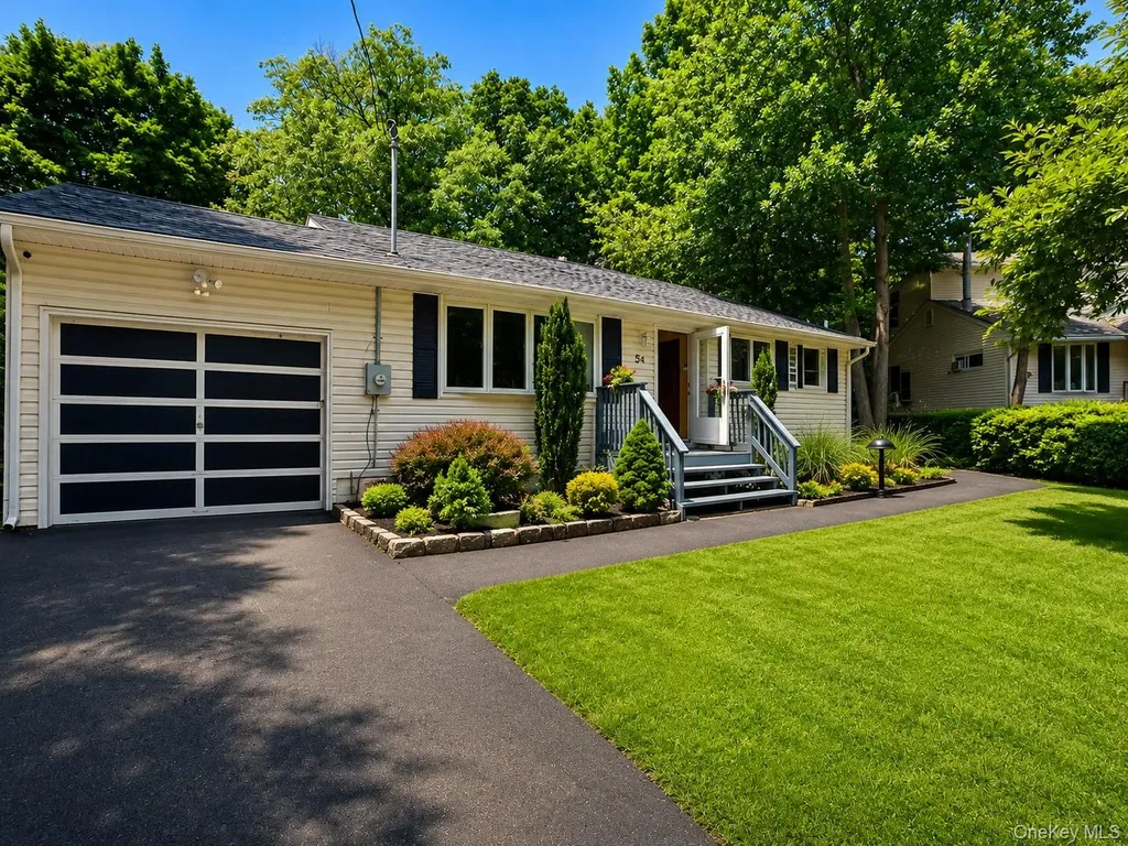 54 Capt Shankey Drive Garnerville NY 10923