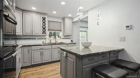 1634 N Gardiner Drive Bay Shore NY 11706
