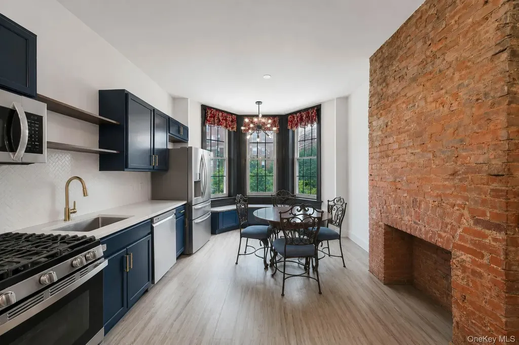 330 E 198th Street Bronx NY 10458