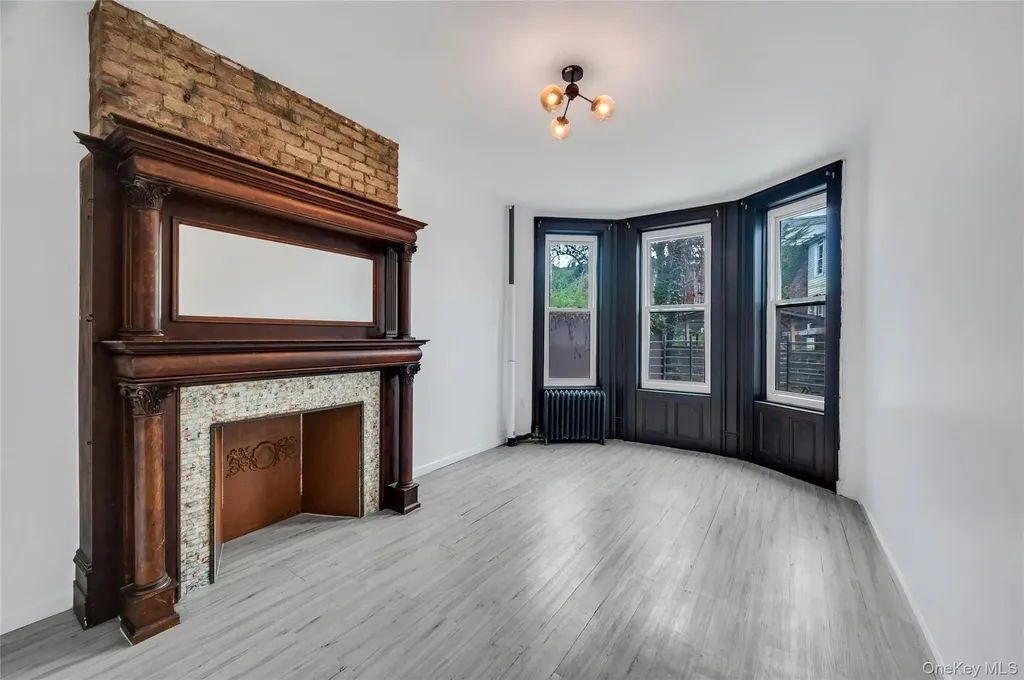 330 E 198th Street Bronx NY 10458