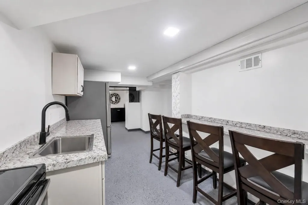 330 E 198th Street Bronx NY 10458