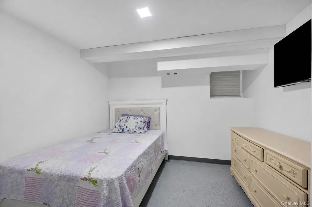 330 E 198th Street Bronx NY 10458