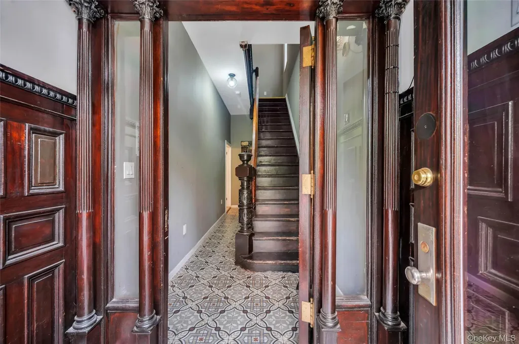 330 E 198th Street Bronx NY 10458