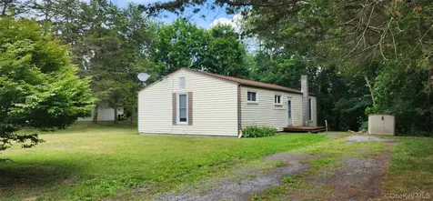 46 Gleason Boulevard Pleasant Valley NY 12569