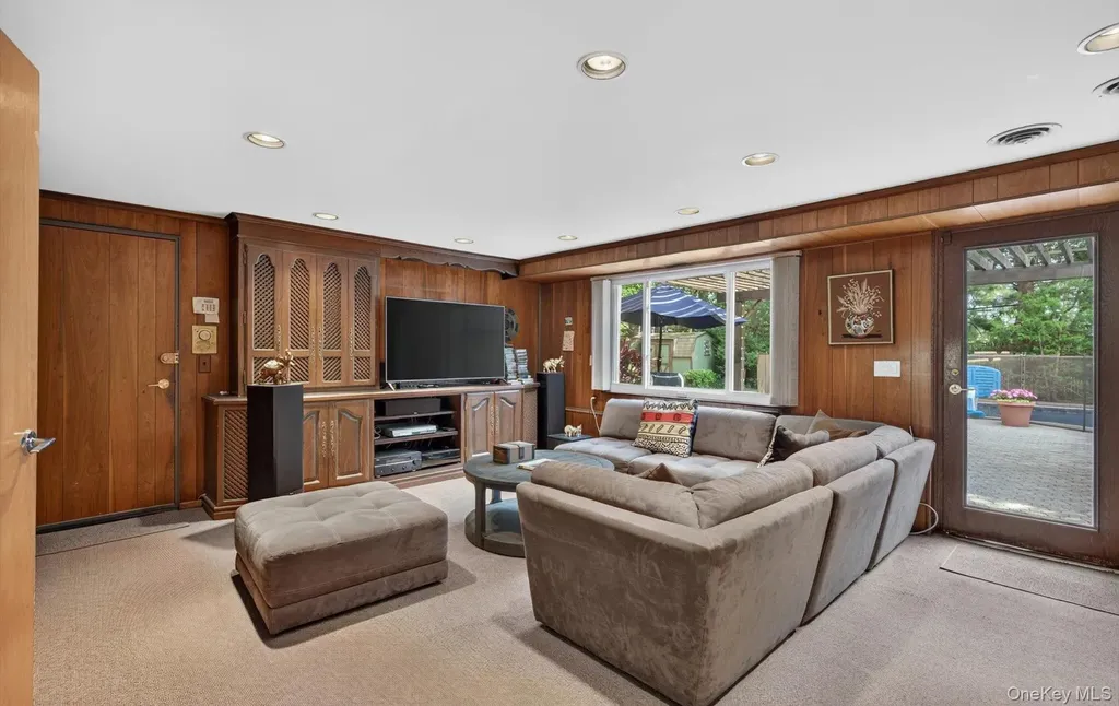 15 Ulster Drive Jericho NY 11753