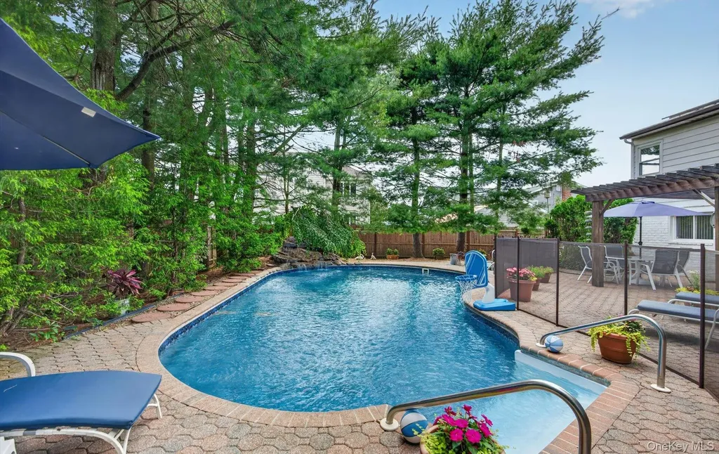 15 Ulster Drive Jericho NY 11753