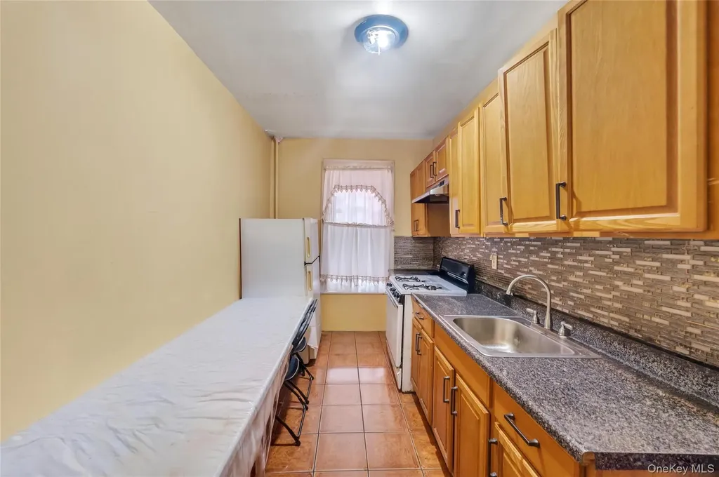 558 Midwood Street Brooklyn NY 11203