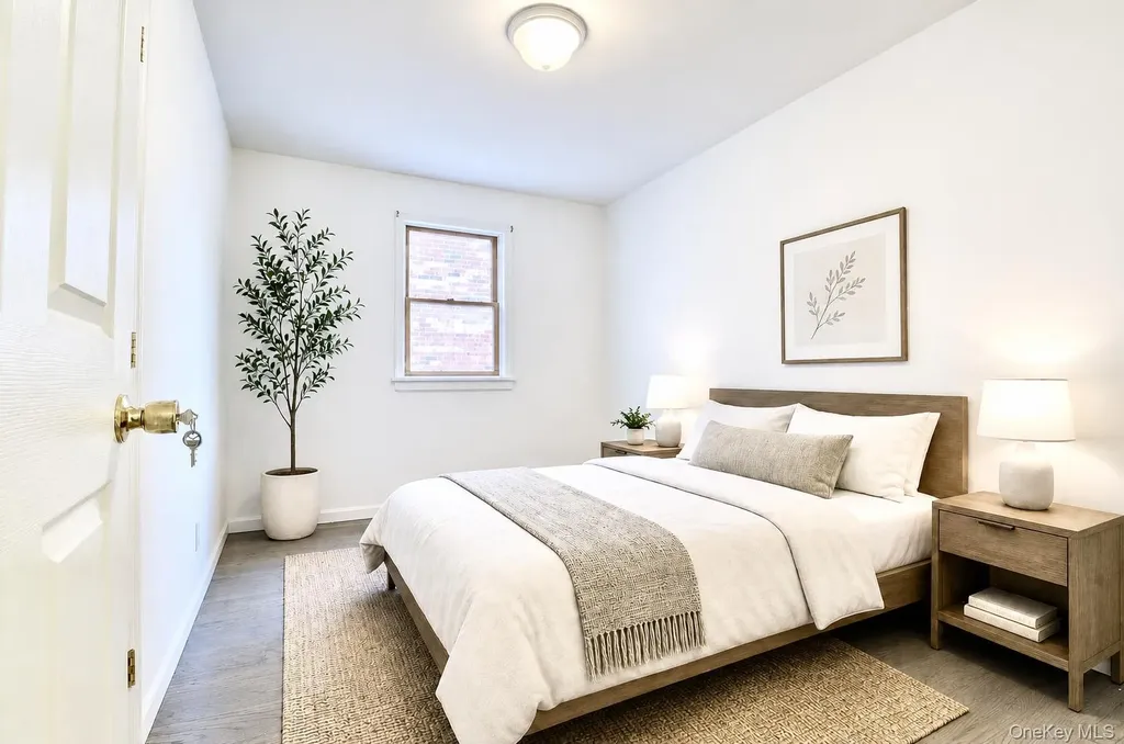 6107 Bleecker Street Ridgewood NY 11385