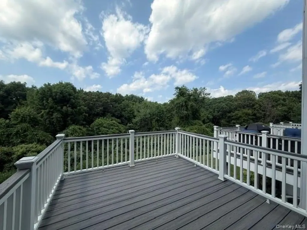 1403 Scarborough Drive Brewster NY 10509