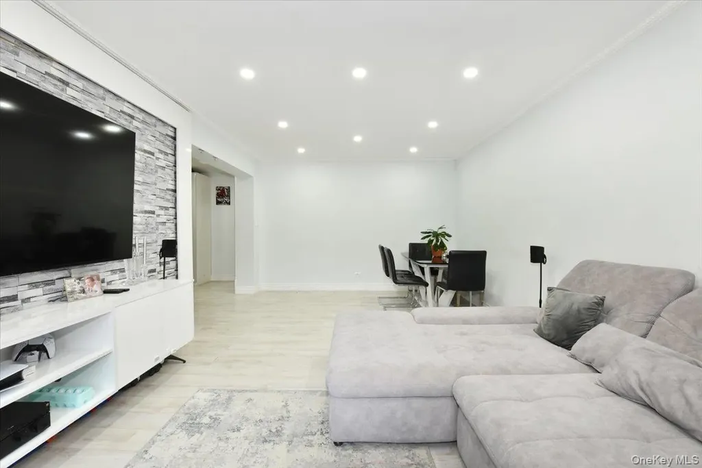 2680 E 19th Street Brooklyn NY 11235