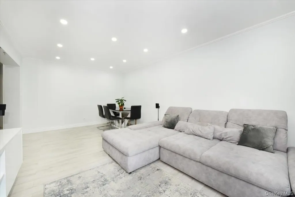 2680 E 19th Street Brooklyn NY 11235