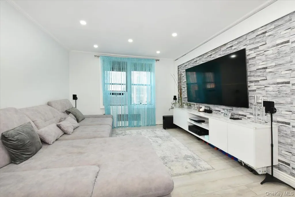 2680 E 19th Street Brooklyn NY 11235