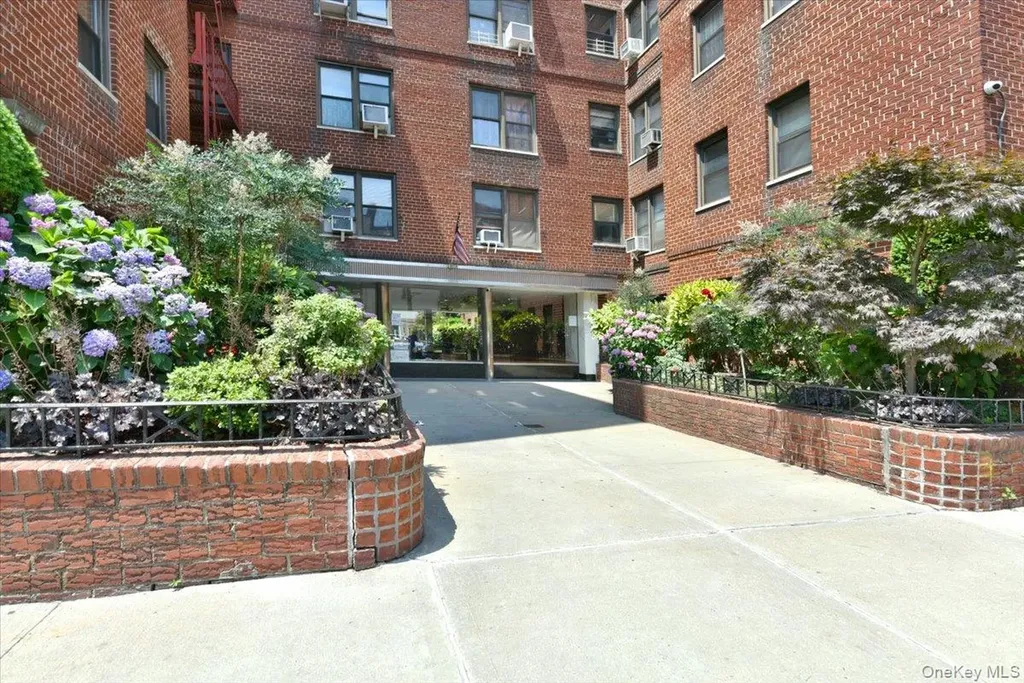2680 E 19th Street Brooklyn NY 11235