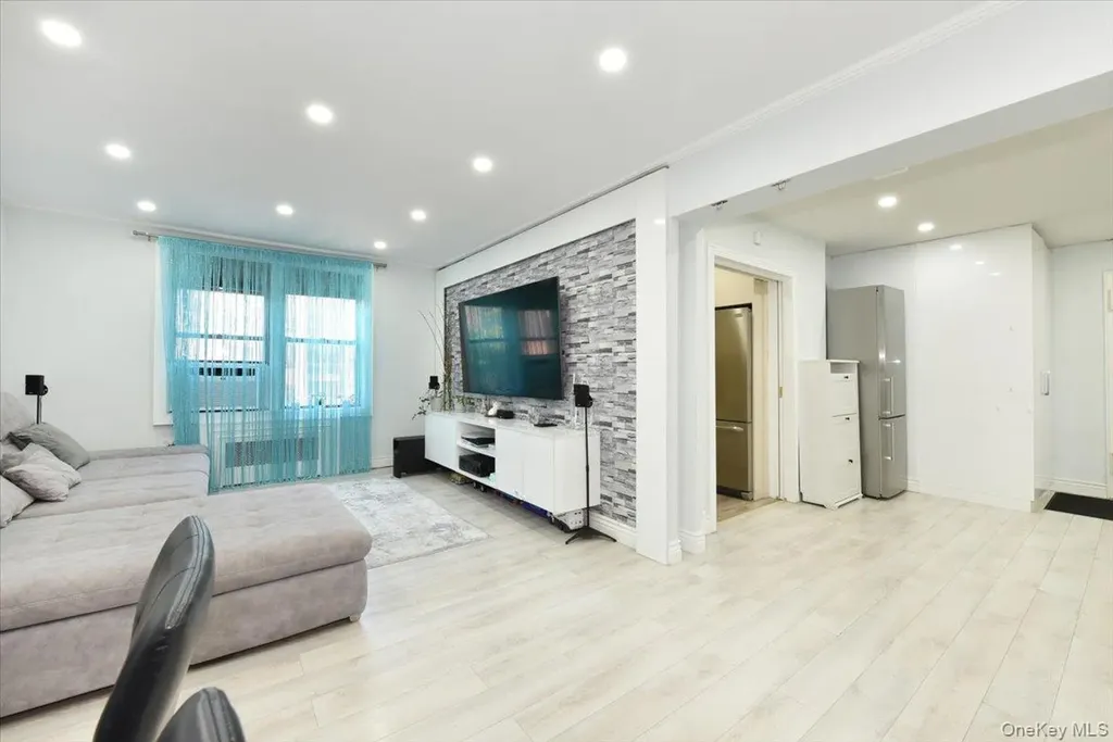 2680 E 19th Street Brooklyn NY 11235