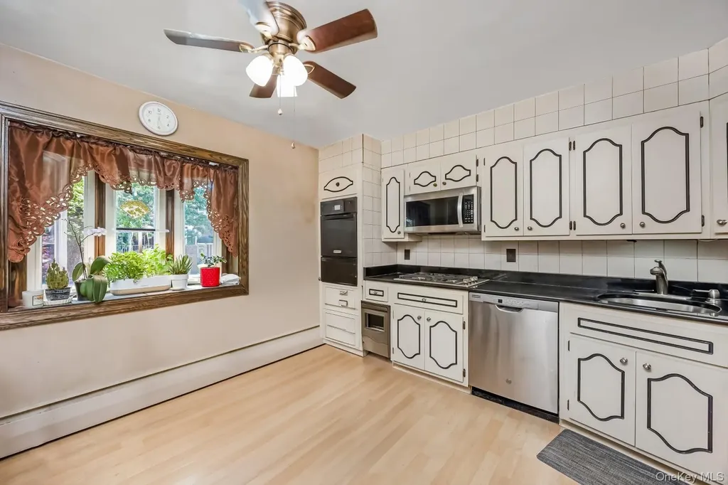 69-35 61st Road Middle Village NY 11379