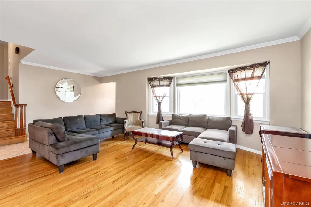 2832 Court Street North Bellmore NY 11710