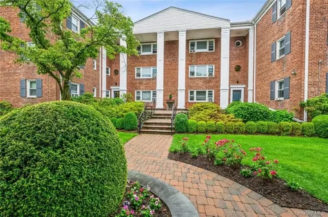 1833 Palmer Avenue Larchmont NY 10538
