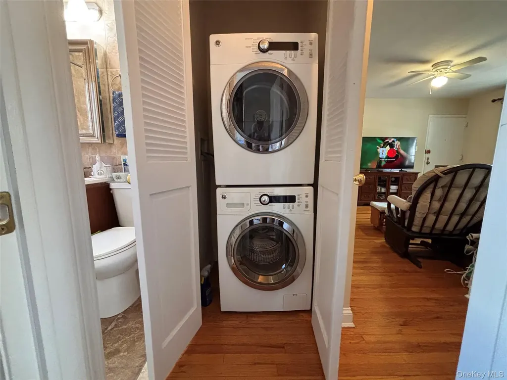 224-14 Hillside Avenue Queens Village NY 11427
