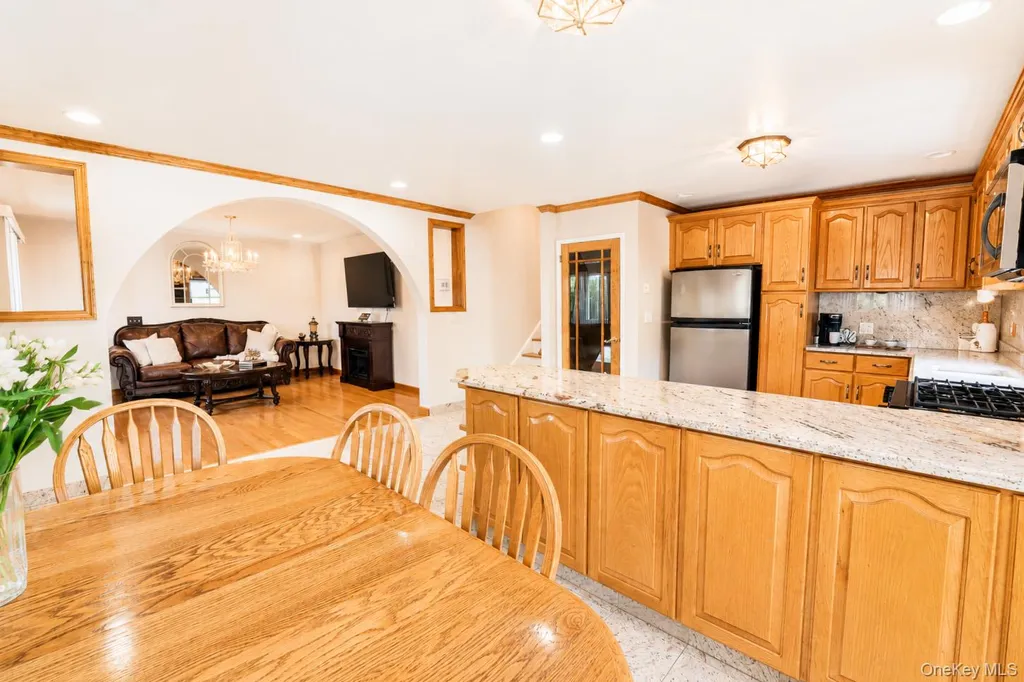 688 Pleasantview Court Yorktown Heights NY 10598