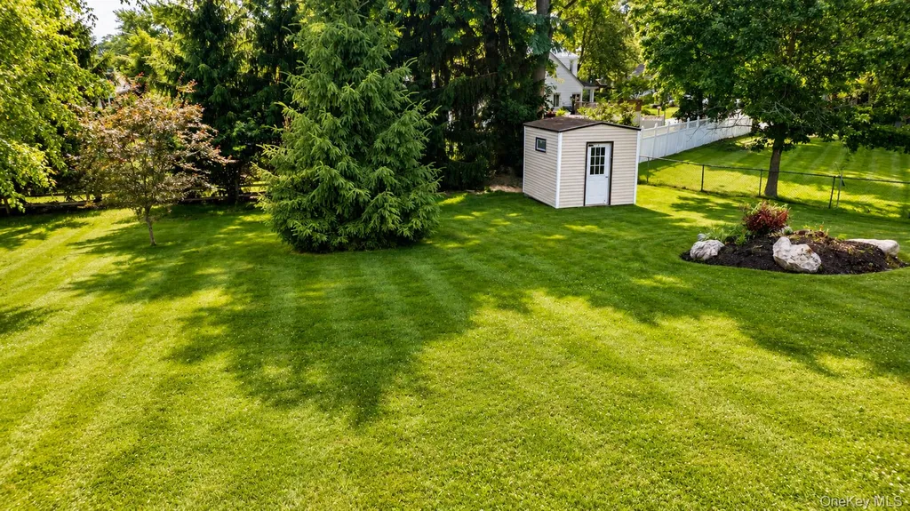 688 Pleasantview Court Yorktown Heights NY 10598