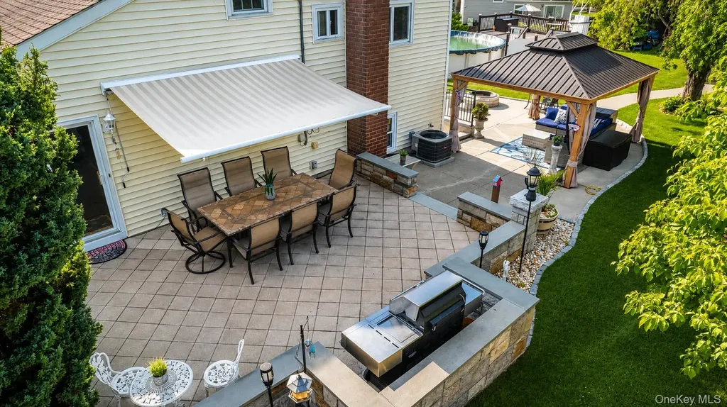 688 Pleasantview Court Yorktown Heights NY 10598