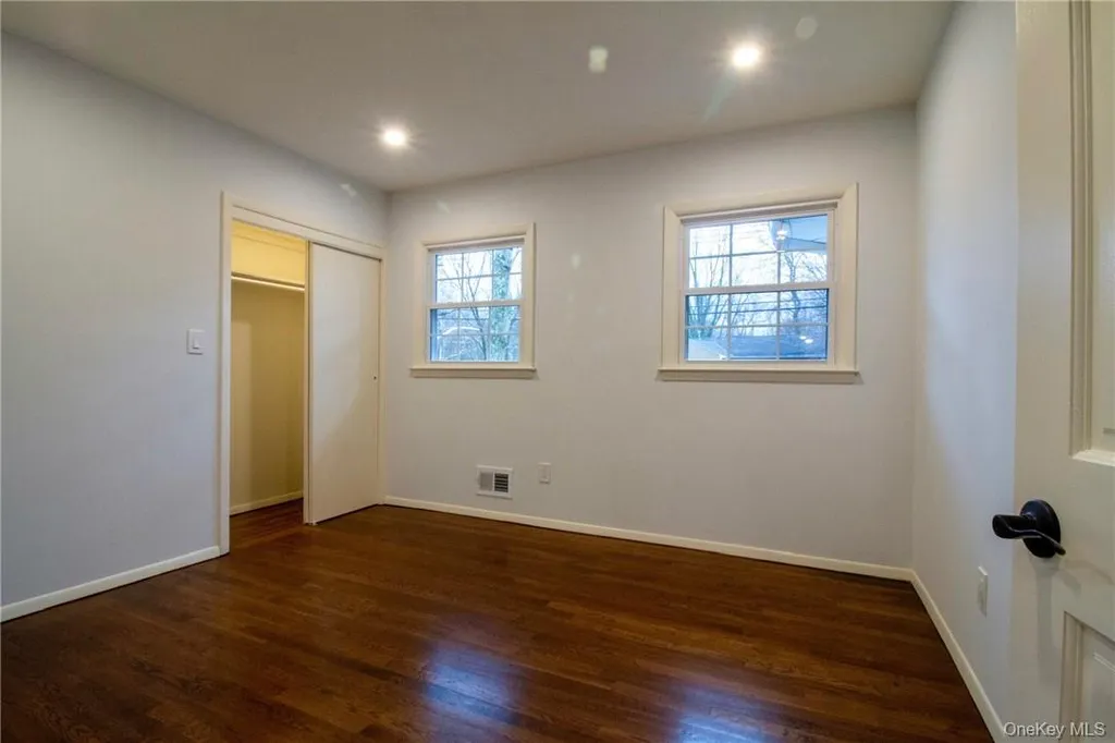 4 Susan Court White Plains NY 10605