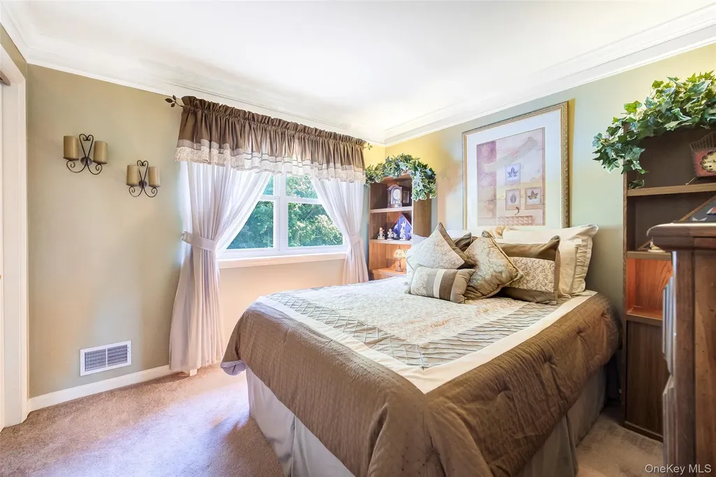 28 Heritage Crossing Circleville NY 10919