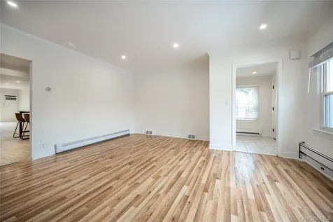 14 Deane Place Larchmont NY 10538