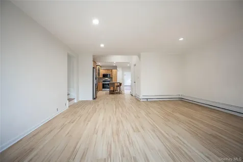 14 Deane Place Larchmont NY 10538