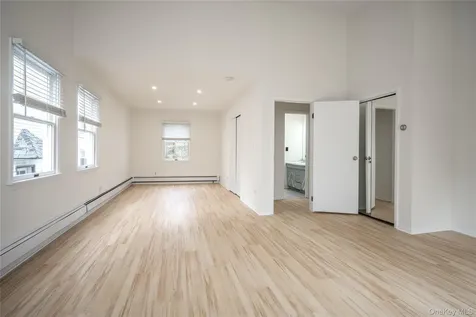14 Deane Place Larchmont NY 10538